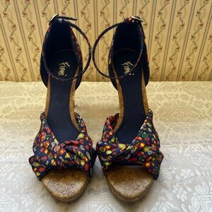 FIONI 8 Navy, Multicolor Cork Peep-Toe Heels with Ankle Strap